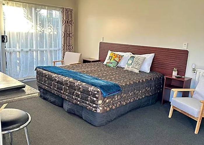 Red Rock Thermal - Mineral Pool Motel Rotorua