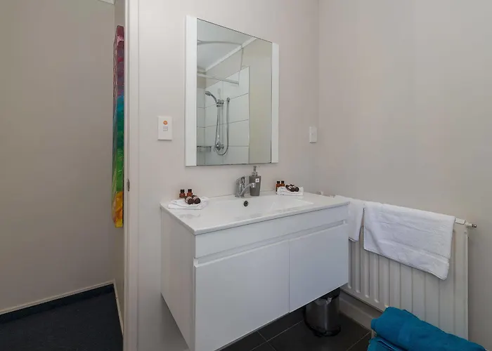 Red Rock Thermal - Mineral Pool Motel 4*